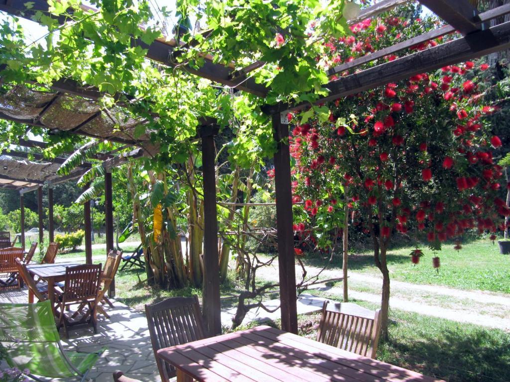 Agriturismo Torre Del Golfo Cropani Exterior foto